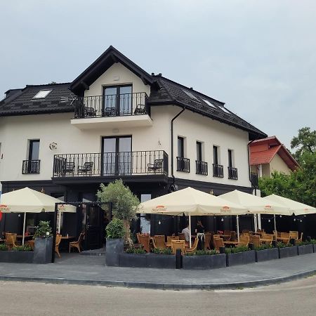 Kwarc Restauracja & Pokoje Hotelowe Susiec Екстериор снимка